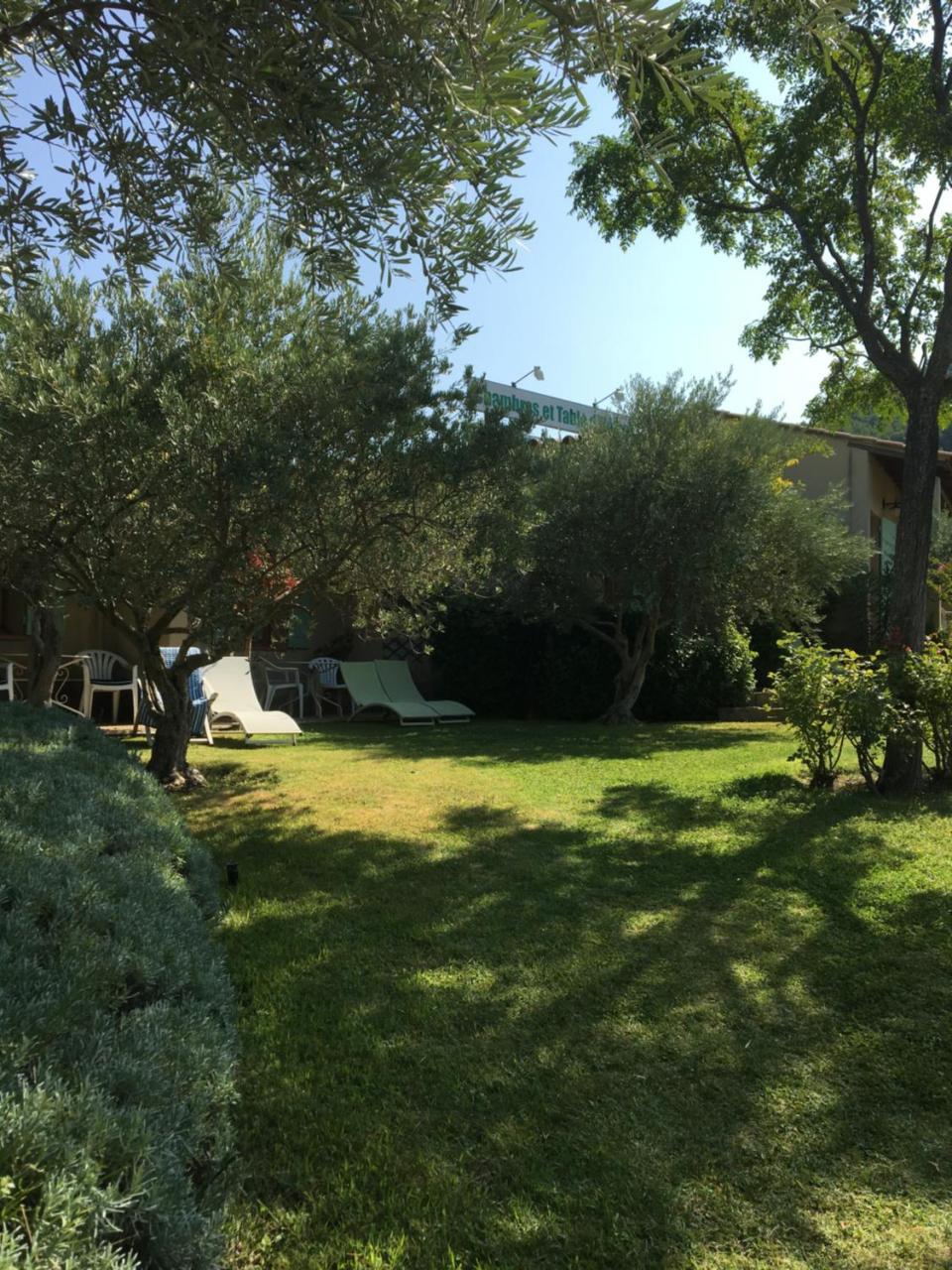 Bed and Breakfast Le Grand Jardin Lafare Экстерьер фото