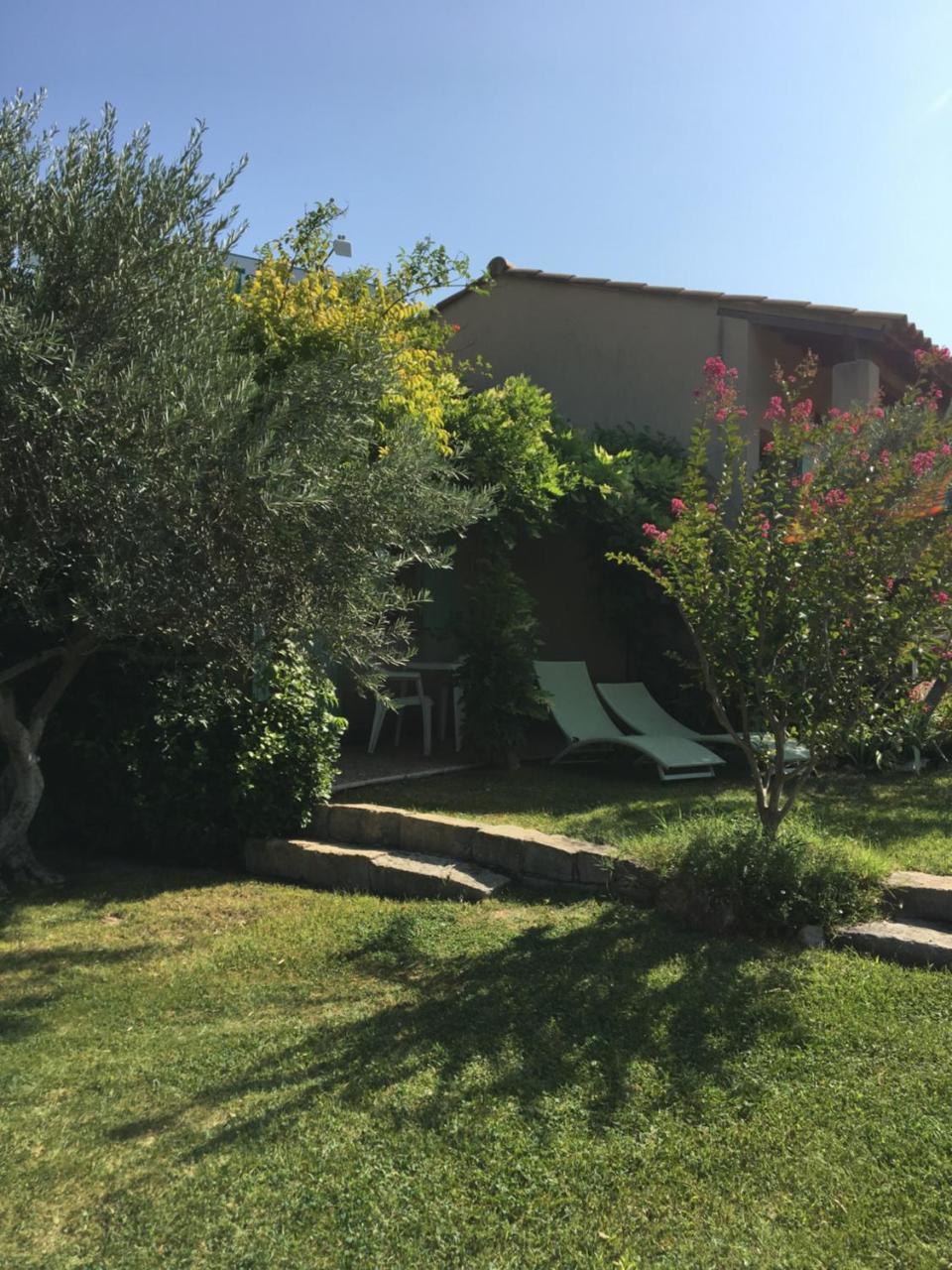 Bed and Breakfast Le Grand Jardin Lafare Экстерьер фото
